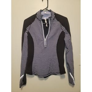 Lululemon  U-Turn around reversible Pullover 6